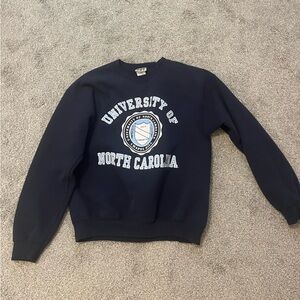 REAL VINTAGE North Carolina Tarheels crewneck from the 80s in great condition